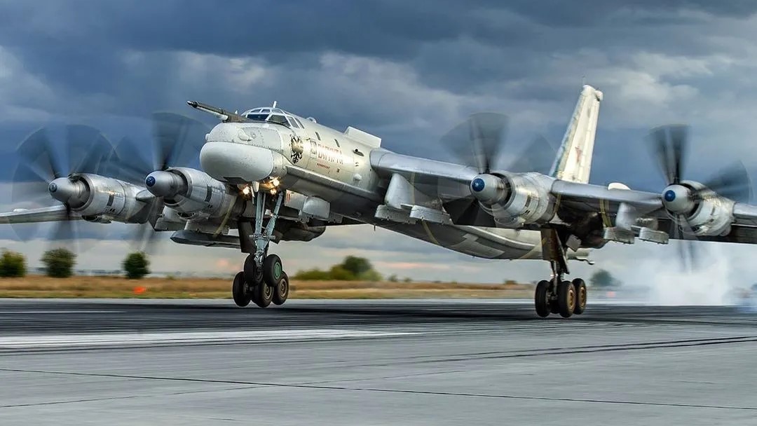 ����ݻ��ڿ������վ�������˹����ǿ�溣��ս�������й���Ҫѧ��