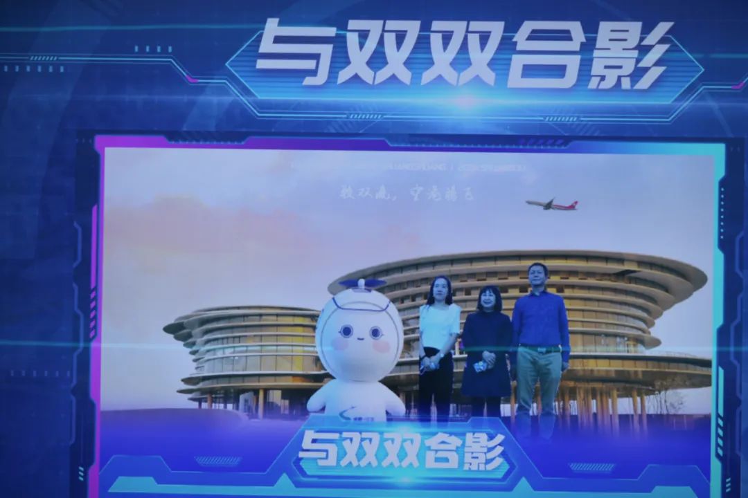 双流区实验小学外国语学校全体教师受邀到区融媒体中心参观学习