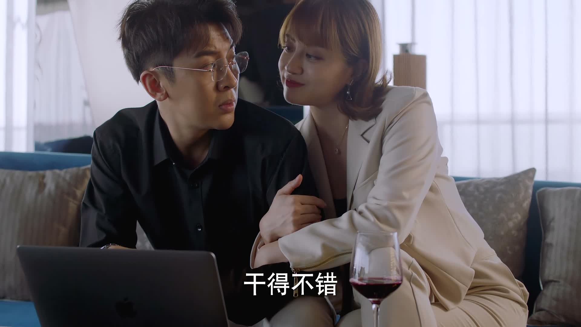 男友出轨好闺蜜怎么办(出轨男给前女友的好闺蜜打电话)