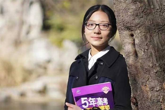 “最任性状元”韩思雨：经常迟到，爱看漫画，却以681分上清华