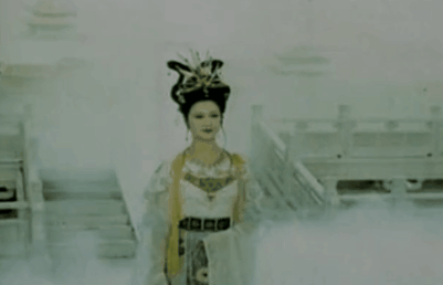 从《红楼梦》看古装剧妆发演变，这些年，哪些东西在慢慢消失？