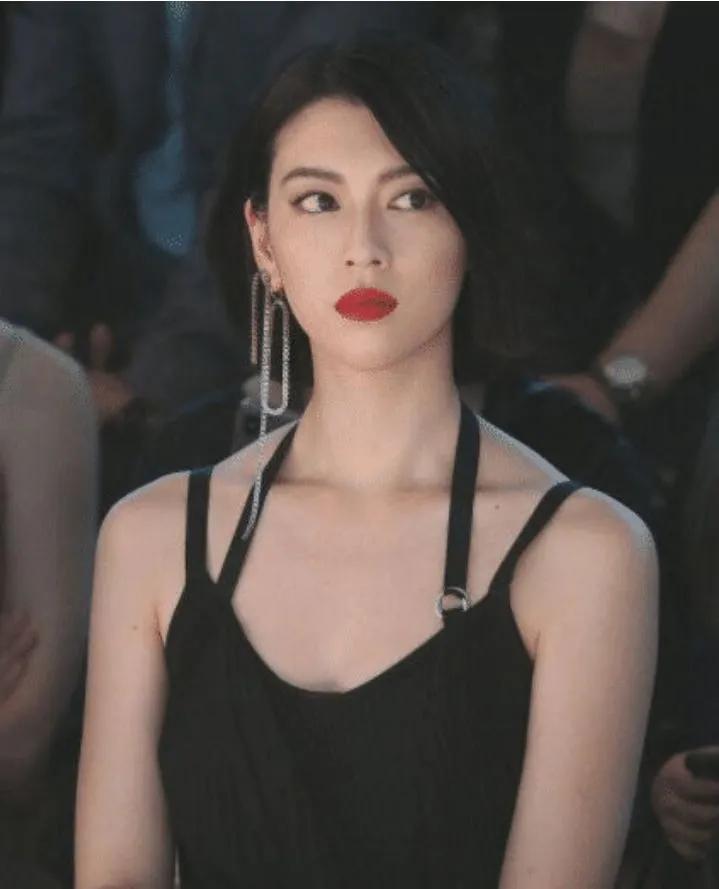 周杰伦的MV女主从来没让我们失望，高级脸的三吉彩花