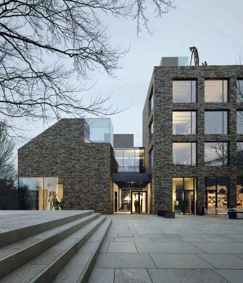 2021全球拍卖总额创新高，黑客盗走200万美元NFT藏品