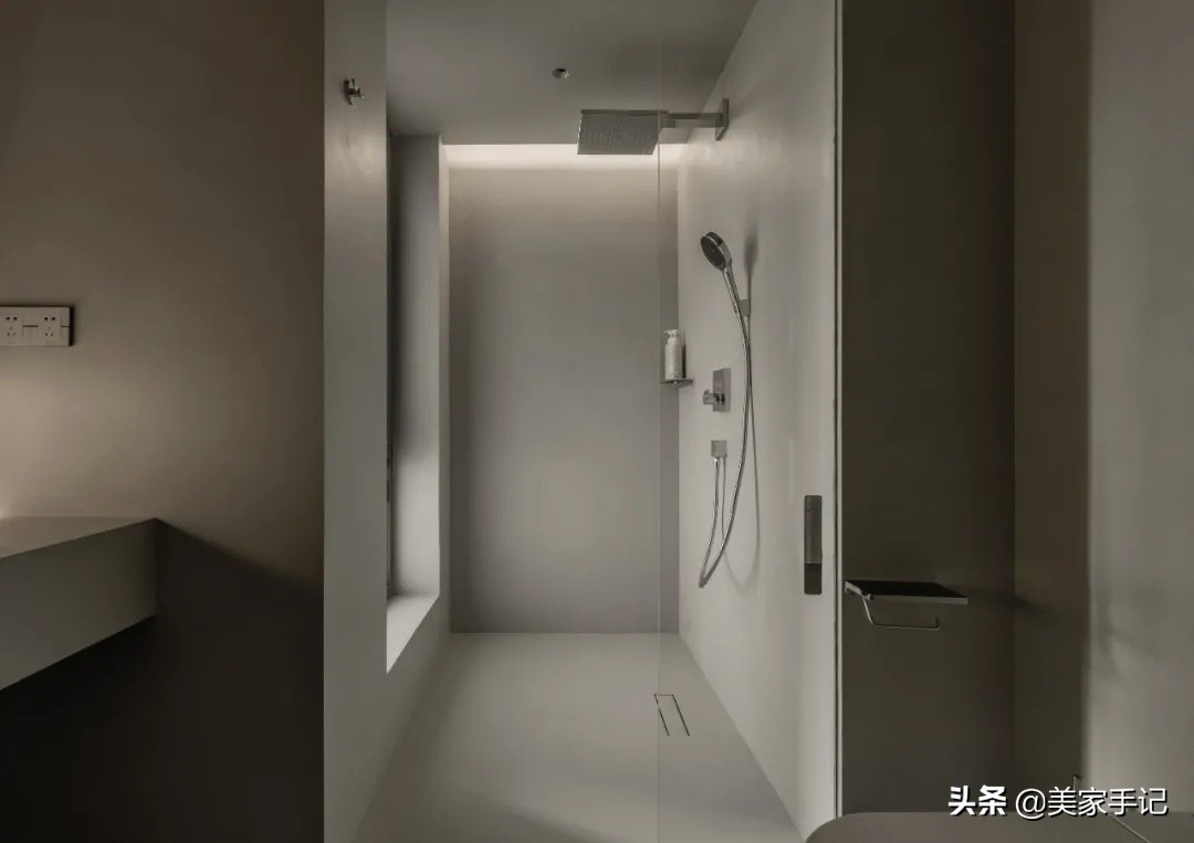 北京夫妻家中的精致场面：坚持不铺地板不铺砖，完工反而时尚高级