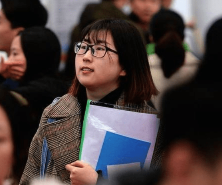 大学期间，比四、六级还有用的证书，聪明的同学一早就考到手了