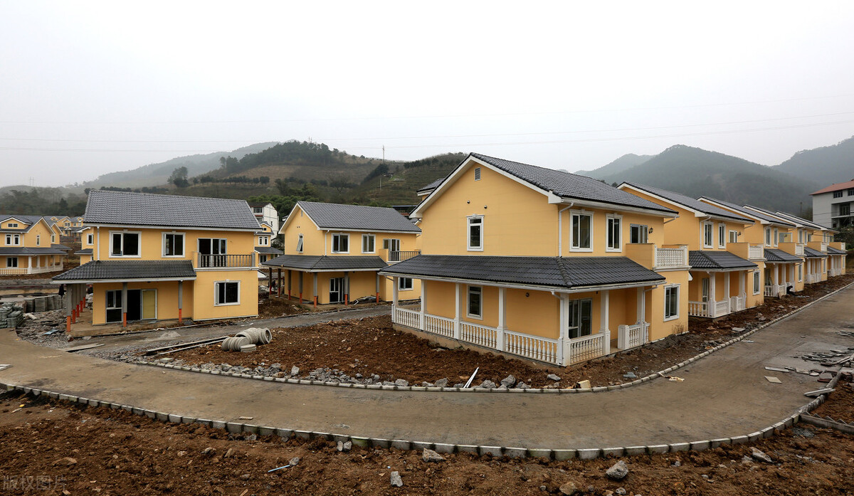 官方：规范村庄撤并，接下来农村房子迎来大动作，农村人要看