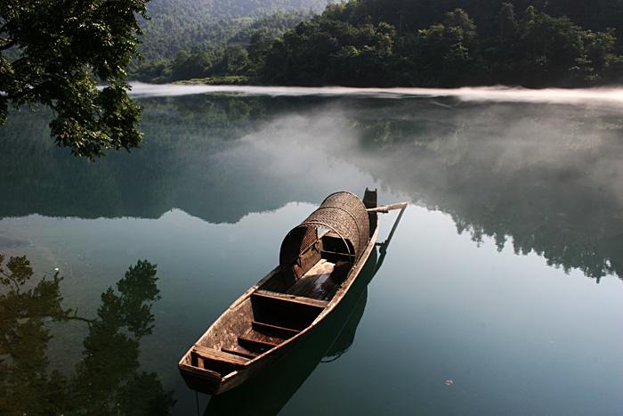 两个给别人改诗的例子，都是名人，谁在画龙点睛，谁在狗尾续貂？