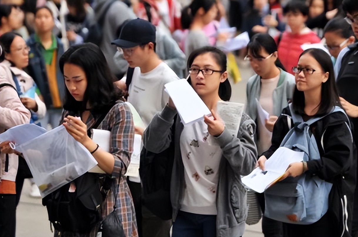 教育部下发通知，这些证书将被取消，大学生没必要为此浪费时间