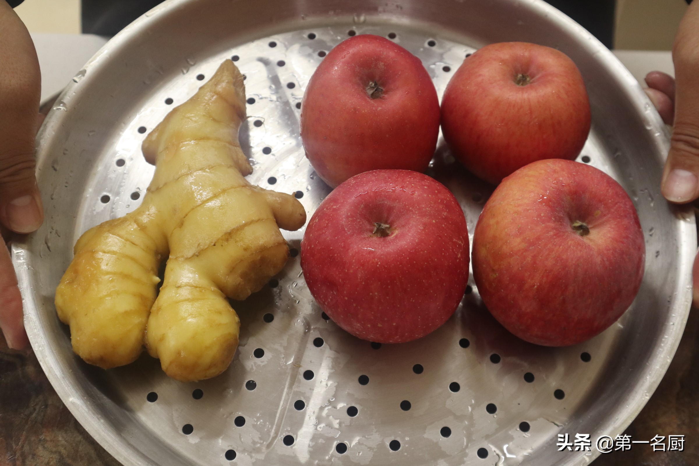 苹果和生姜一起吃，效果太好了，坚持1个月，大肚腩不见了