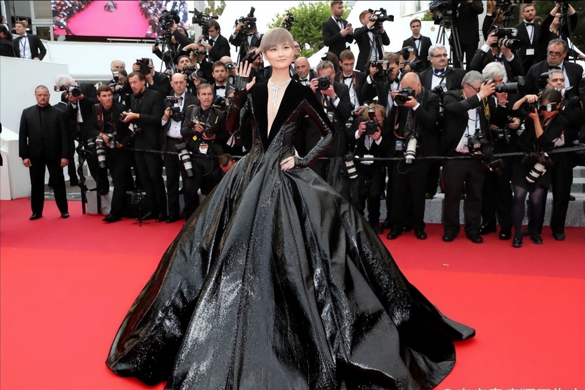 给新生代10位“实力女歌手”排个名，尚雯婕仅排第8，张靓颖第三