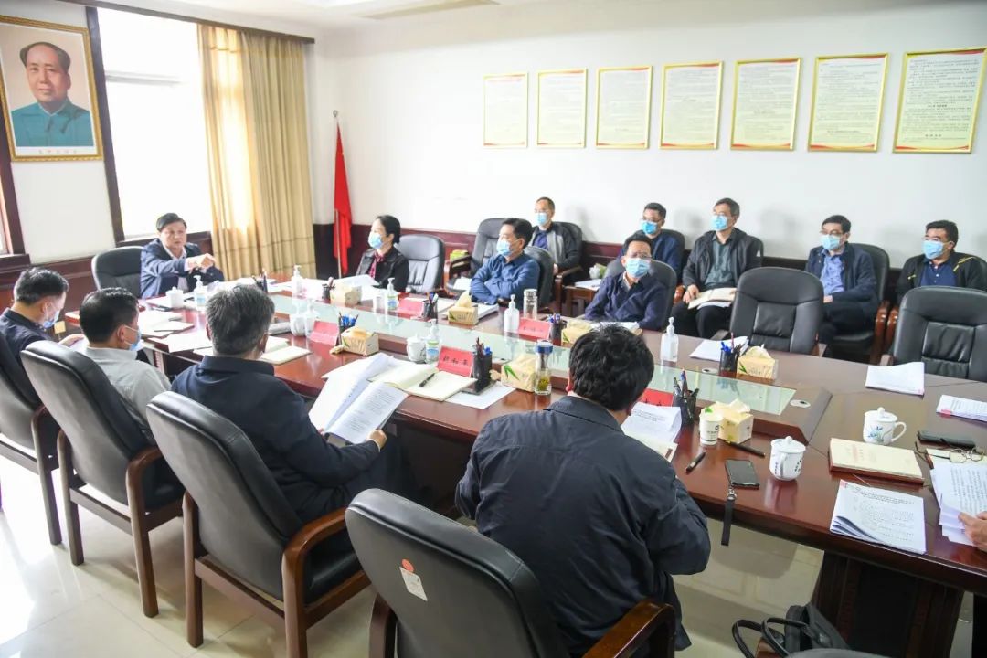 市人大常委会党组理论学习中心组（扩大）举行2022年第四次集中学习