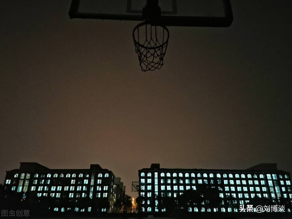 一个农村贫困家庭的孩子成为985大学副教授之路