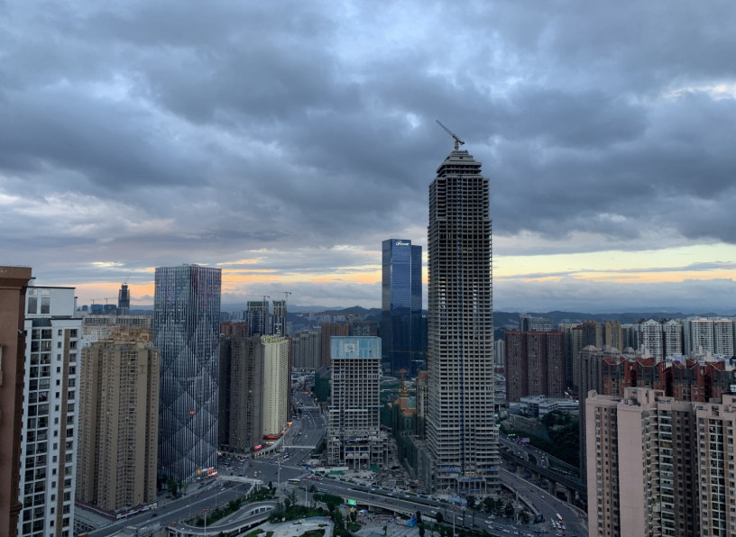 房东经济学：4亿中产，70%资产是房产，如何拯救买房人的预期？