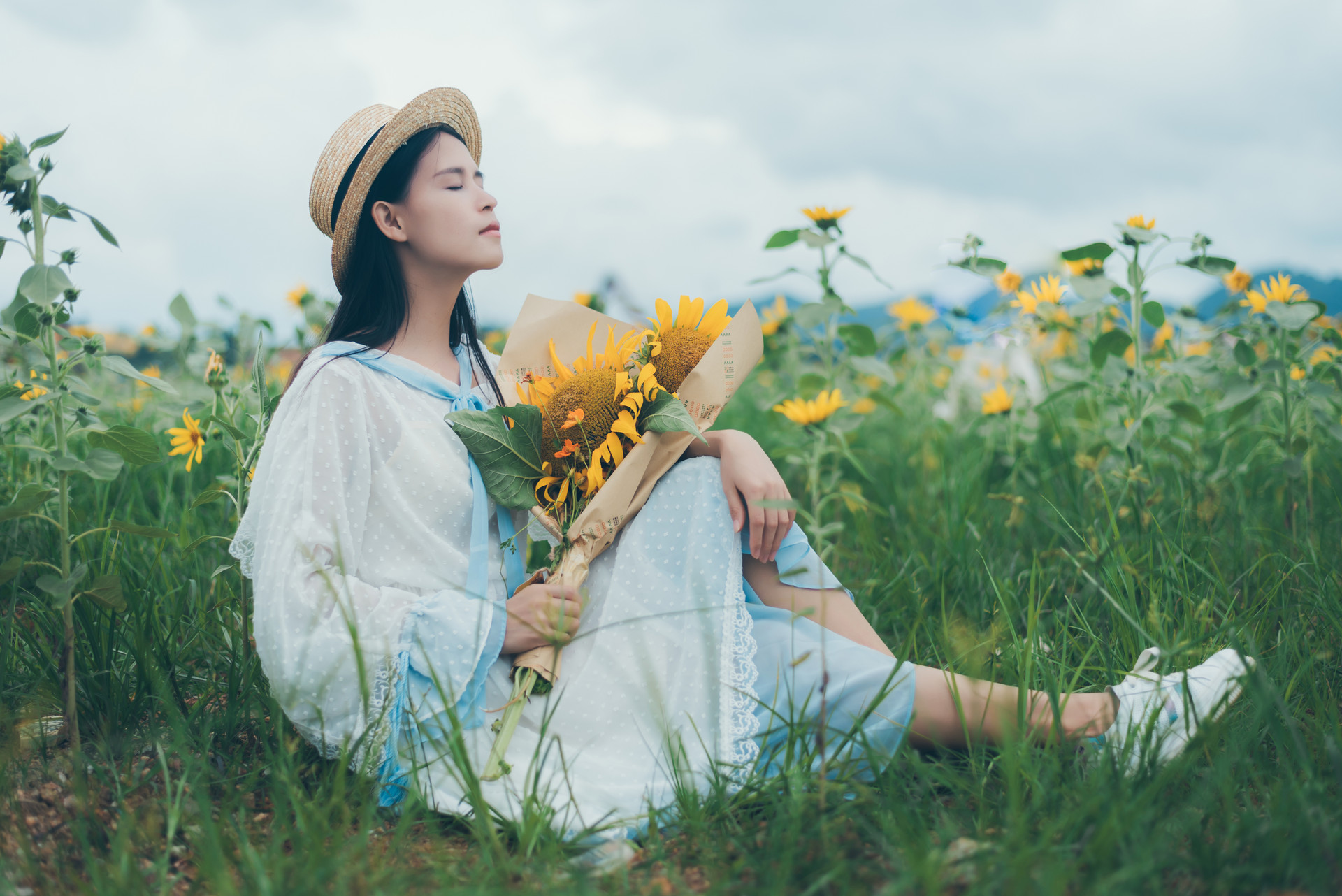 男生和女生接吻会有啥反应(接吻后，男人下意识的反应，见证了他有多爱你)