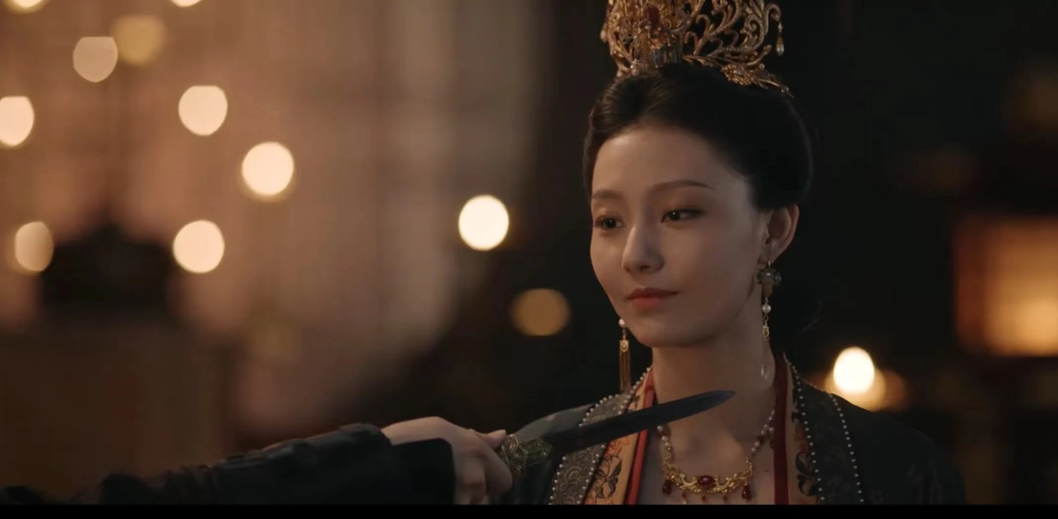 梦华录：顾千帆夜闯皇宫，挟持皇后，我们都忽略了他的阴暗面