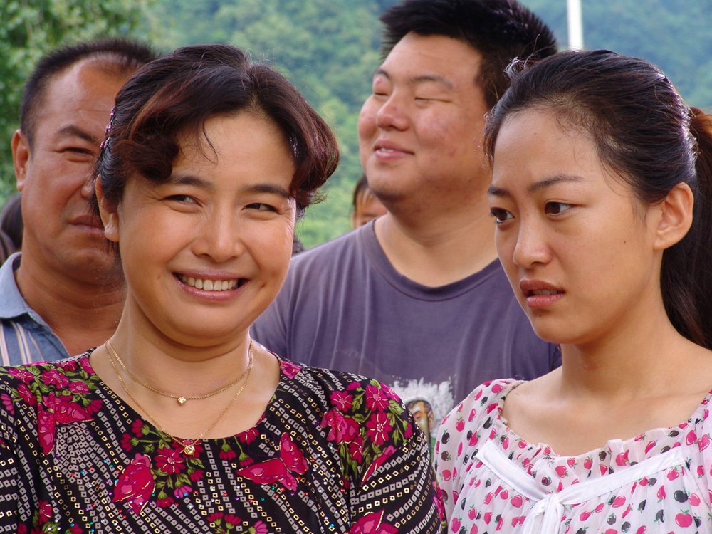 颜值说丢就丢，曾经一眼万年，今成路人大妈，这些女星好难认了