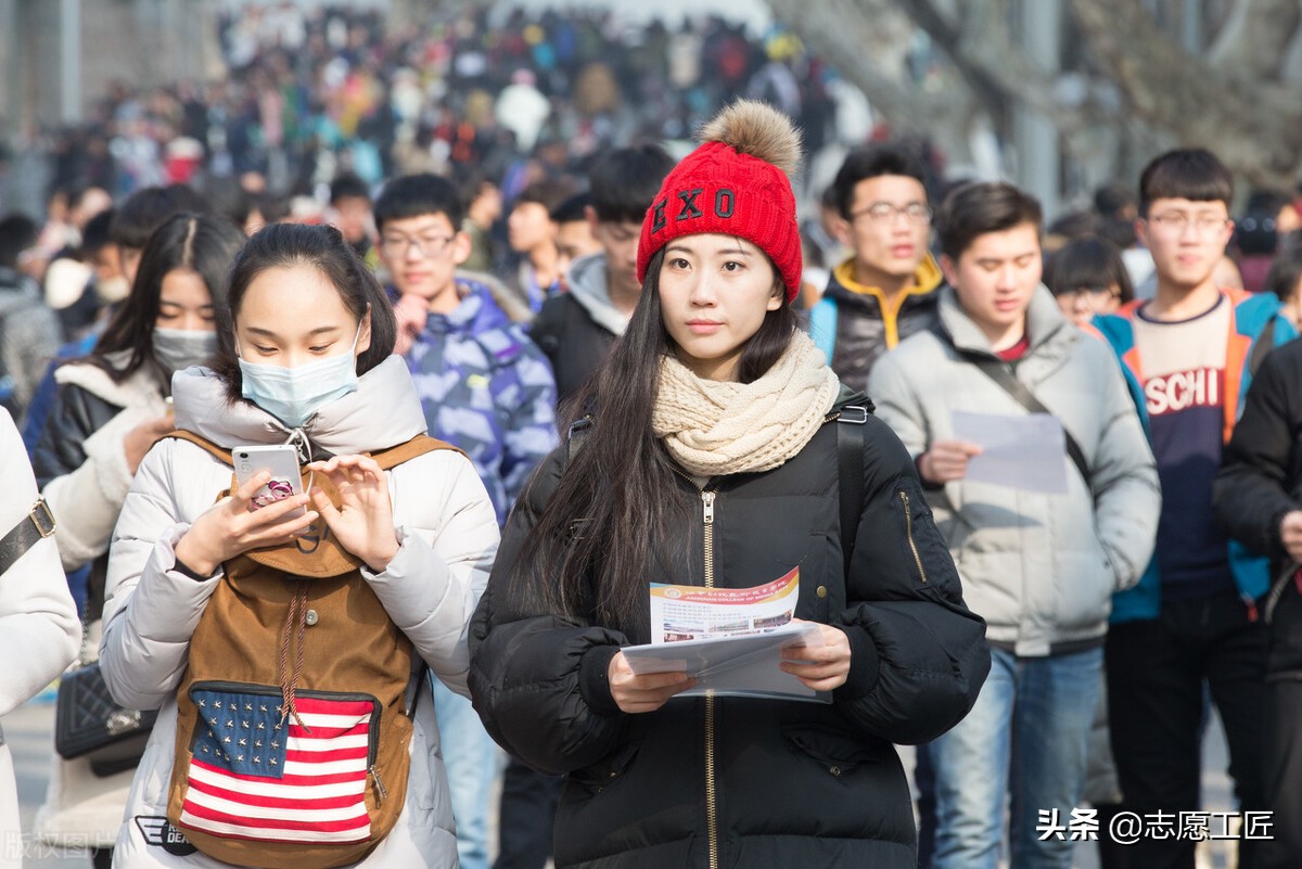 2022河南艺考：音乐、表演、播音与主持合格线、分数段统计表公布