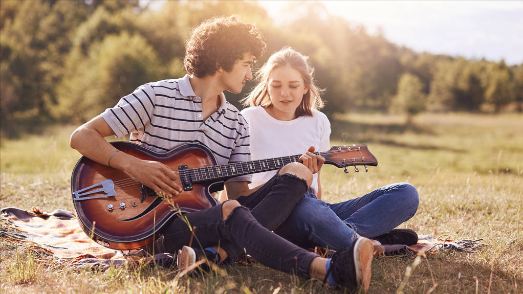 初中同学，高中同学，大学同学同学情有什么区別？