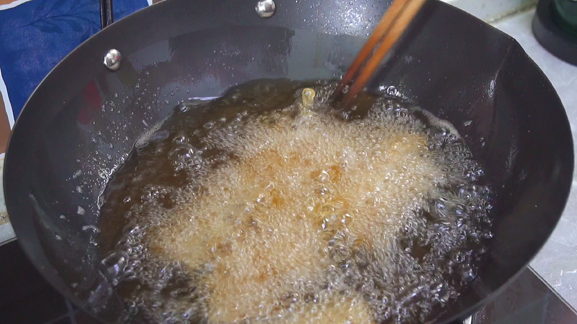 过年炸带鱼，记住“3不放”的窍门，带鱼金黄酥脆，好吃没腥味