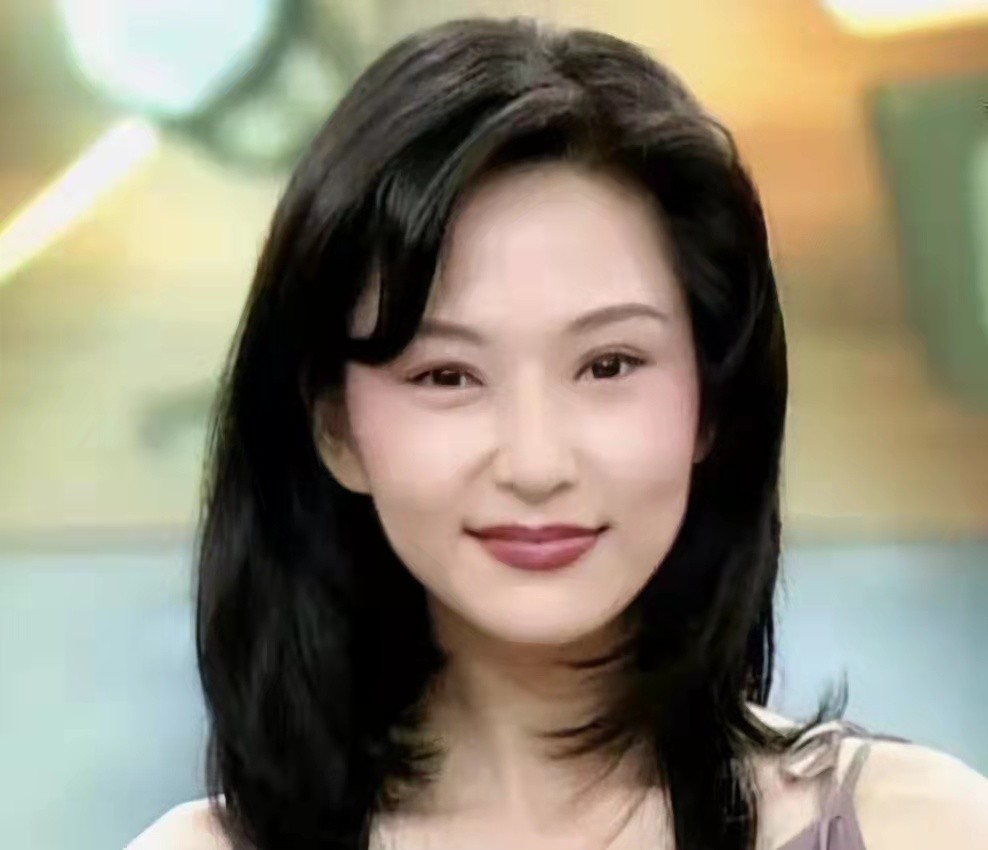 张玉嬿：被称为第一美妇，出道30年从无绯闻，56岁仍是单身