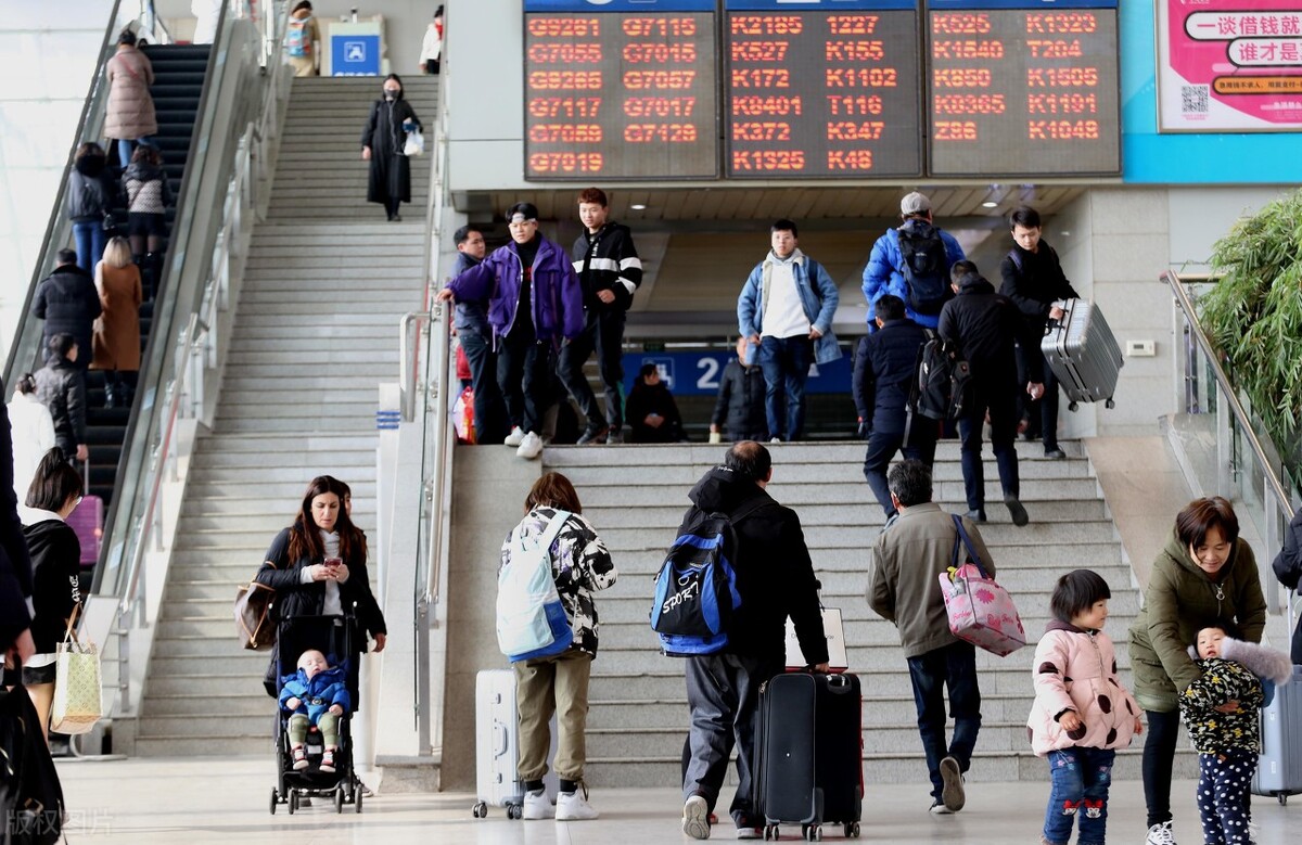 2022高校寒假放假时间表出炉，多地假期提前，“最长”假期达76天