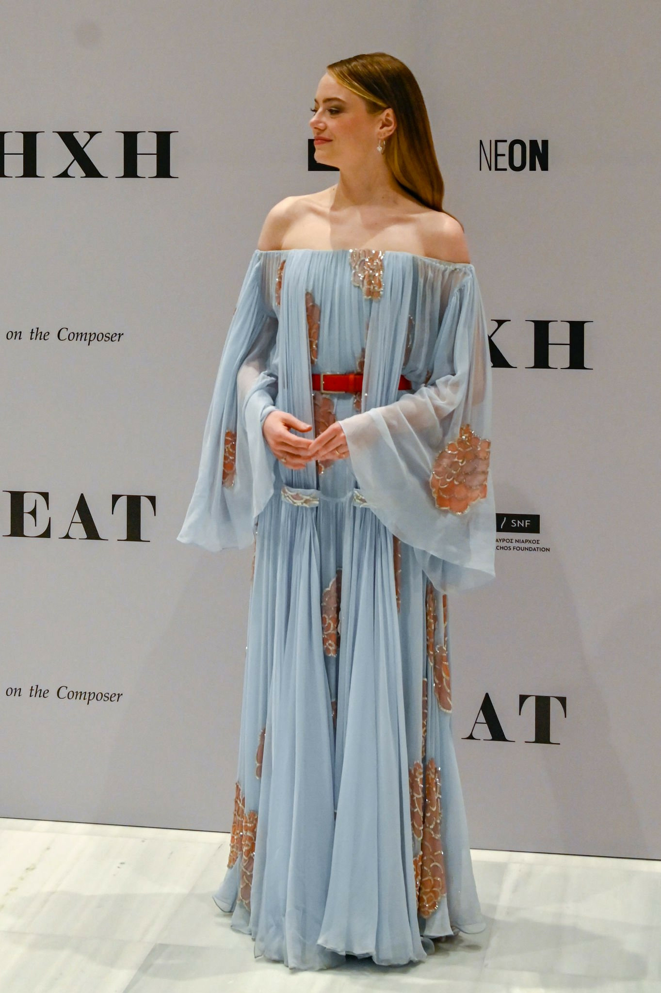 石头姐Emma Stone最新活动现场美图大赏！肤白貌美腿也细