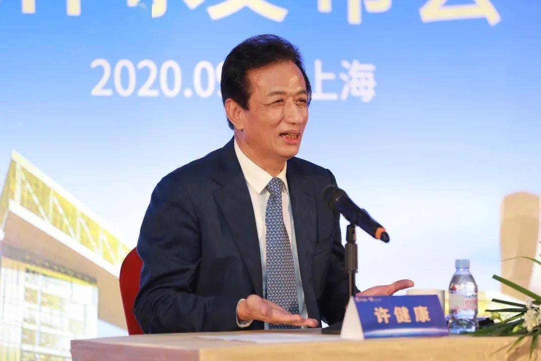 晋江13位百亿富豪：财富总额超3000亿，丁氏兄弟领衔，蔡氏占5席