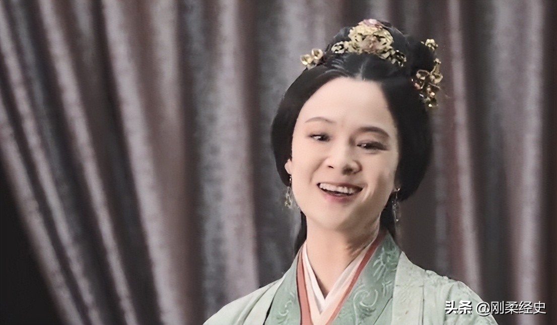 星汉灿烂：程少商家的相互称谓让人迷惑，咋不直接叫嫂子、弟妹呢