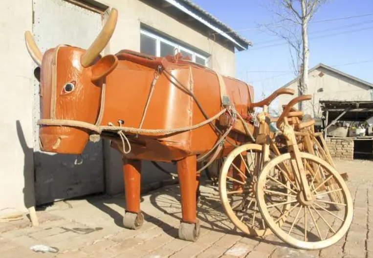 农民李景阳：8年造出电动“木牛流马”，载千斤重物，获发明专利