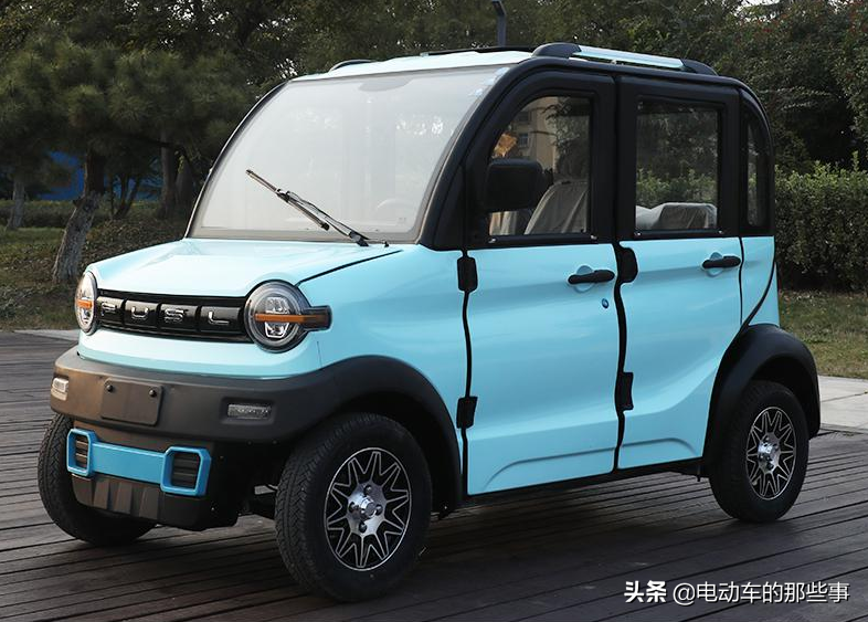 老年四轮电动车价格及图片大全集2款低速四轮电动车