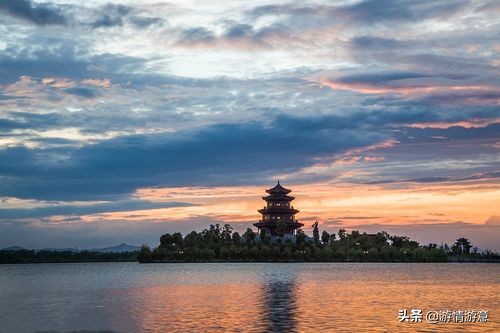 以梦抒情，以梦生景，波荡漾拂人醉、一城人家半城碧是她的倩影