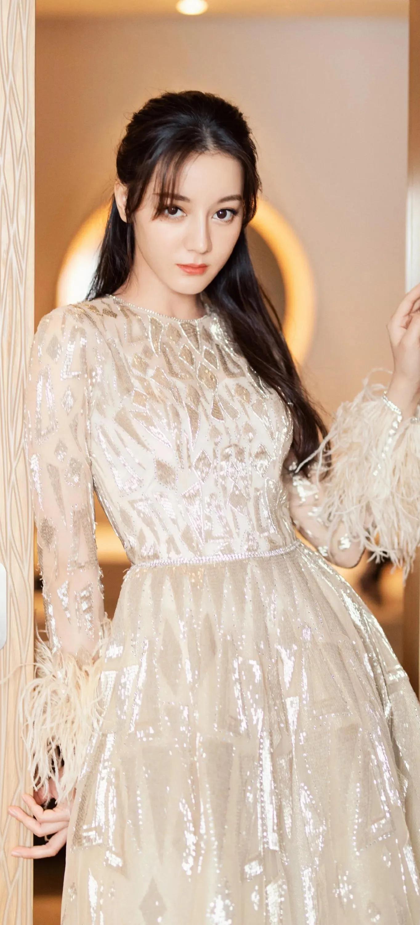 “人间富贵花”女神迪丽热巴（一）