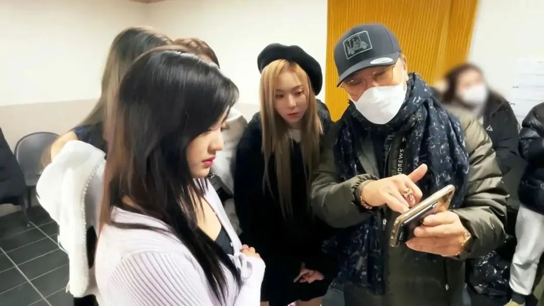 刚走红就划水，她也是“关系户”？