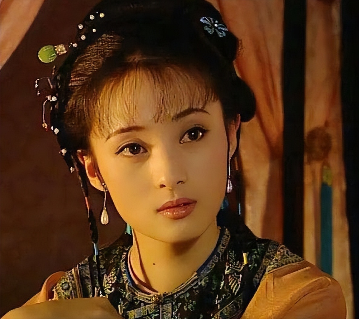 陈建斌又上热搜！不是因为蒋勤勤，而是因为39岁的徐海乔