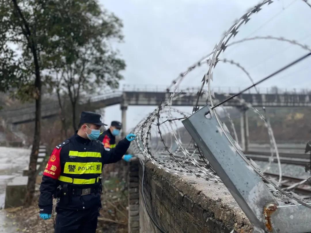 护航春运：线路民警徐磊的坚守