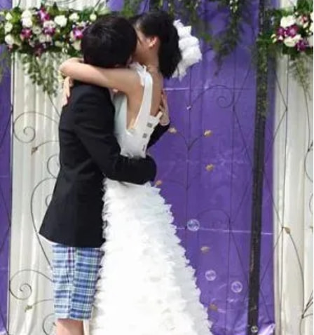 春晓：凭《奋斗》走红，和彭坦闪婚，结婚13年零绯闻