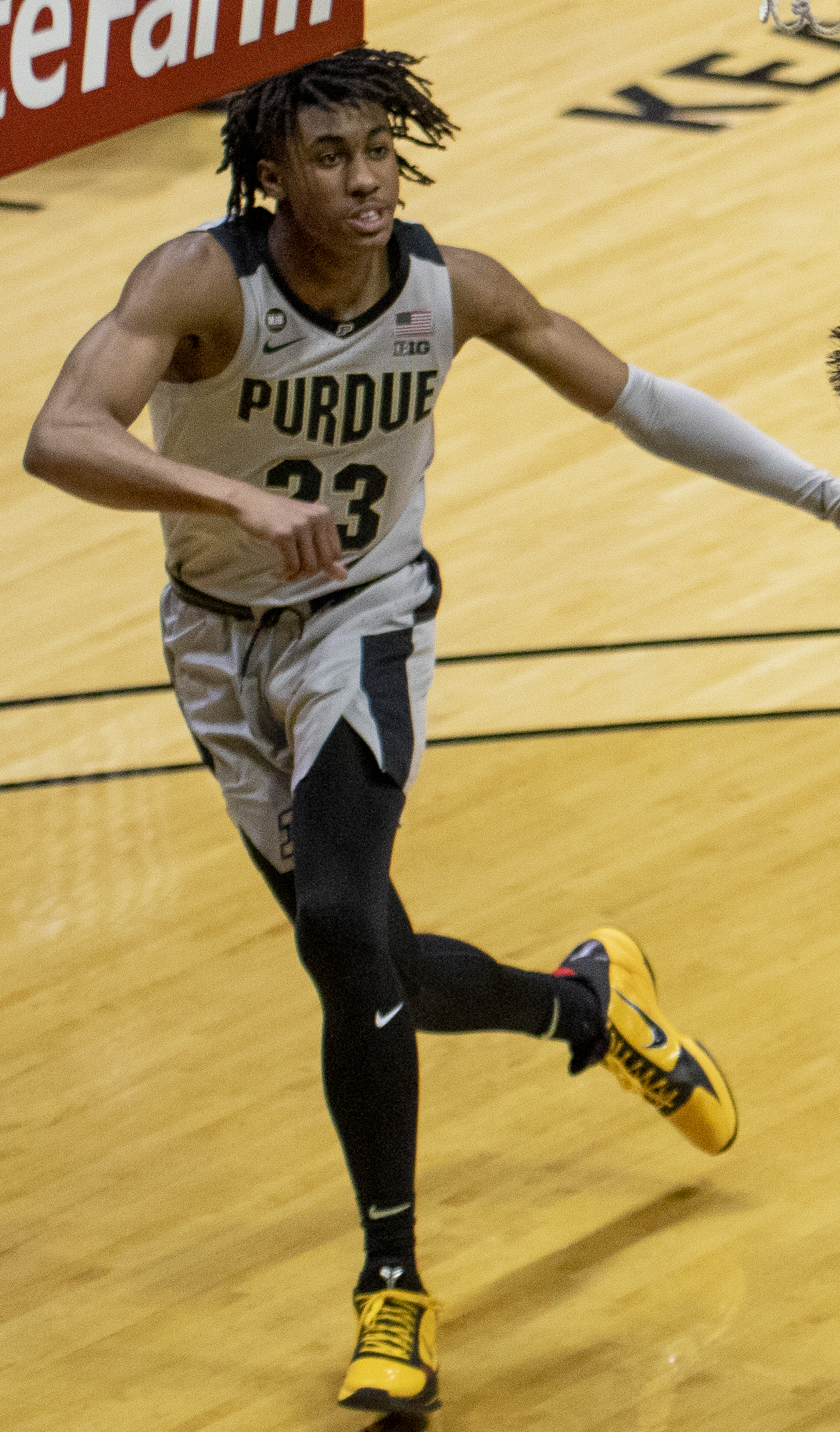 美媒给出的2022前十顺位排名，火箭若获状元恐又迎来升级版周琦？