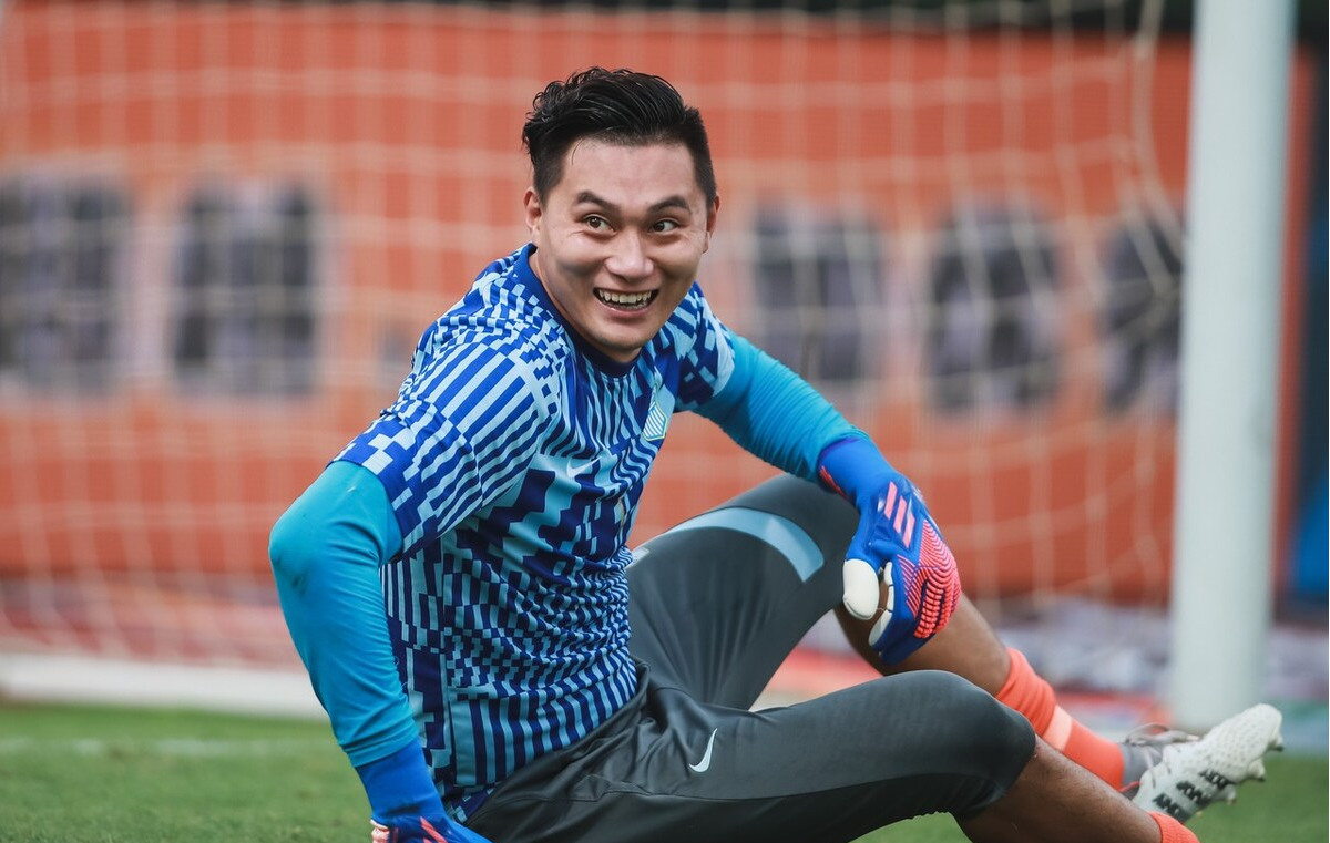 但是,看过比赛的球迷都知道没程月磊在门前多次高接抵挡的扑救,广州城