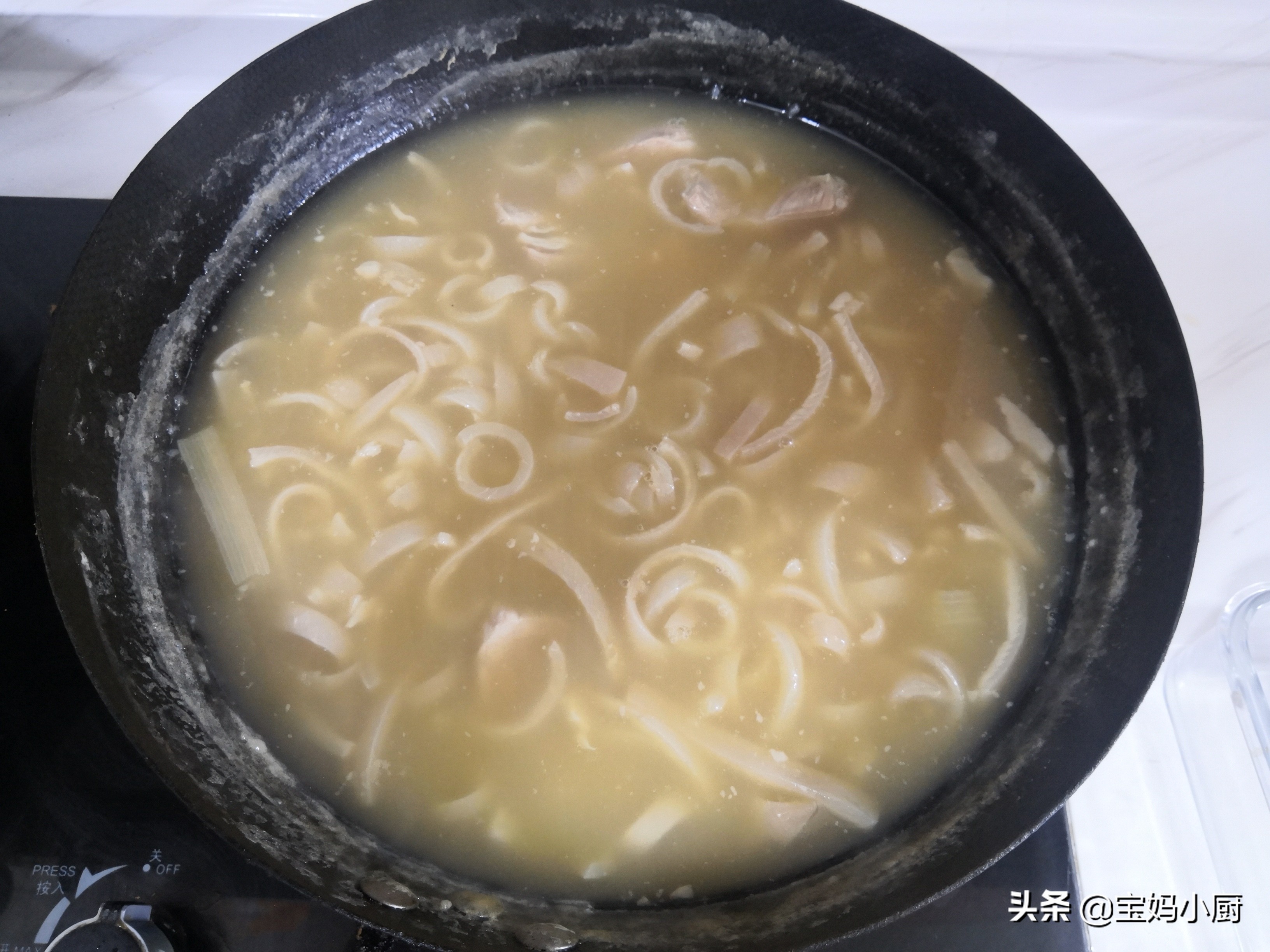 家常皮凍的熬制方法,家常皮凍的熬制方法的做法