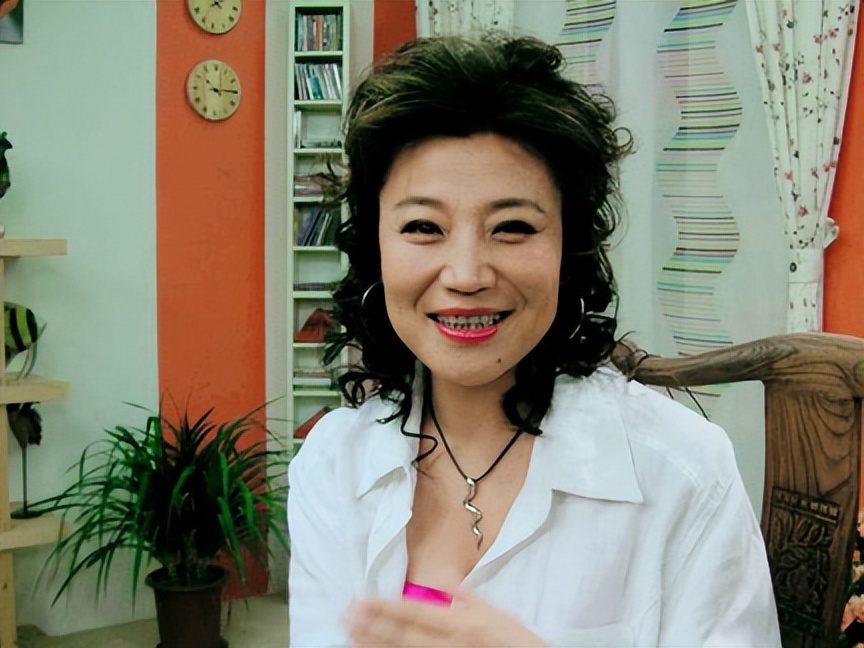 "豫剧名家"小香玉:与王为念不合离婚,嫁小5岁老公被宠上天