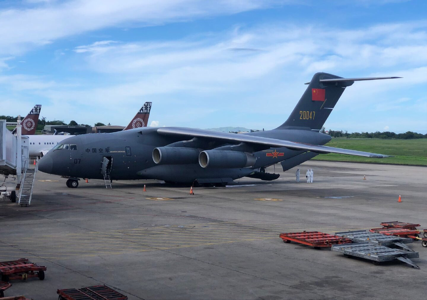 һ����ת�����Σ��й���20����C17���в�࣬�������������20