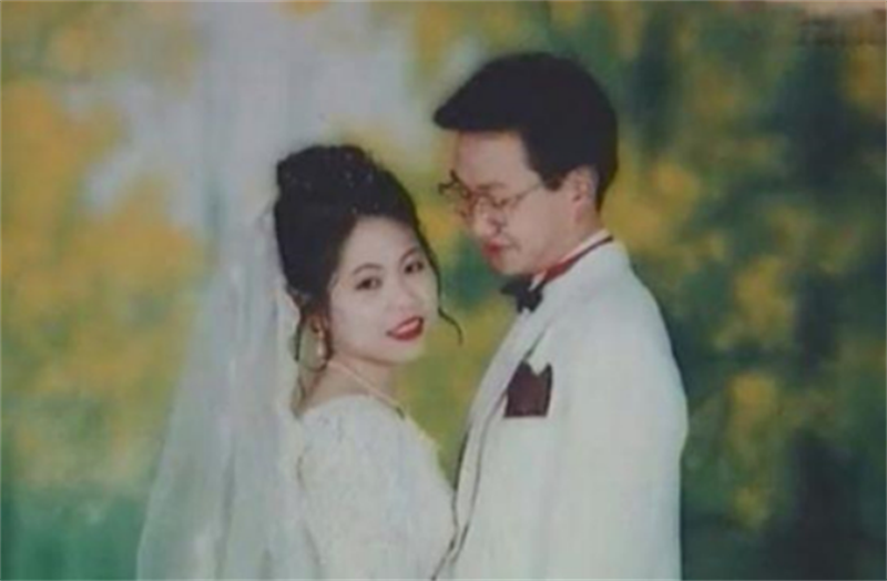 2003年，医生为娶情人进门，给妻子下毒2年，看着妻子慢慢死去