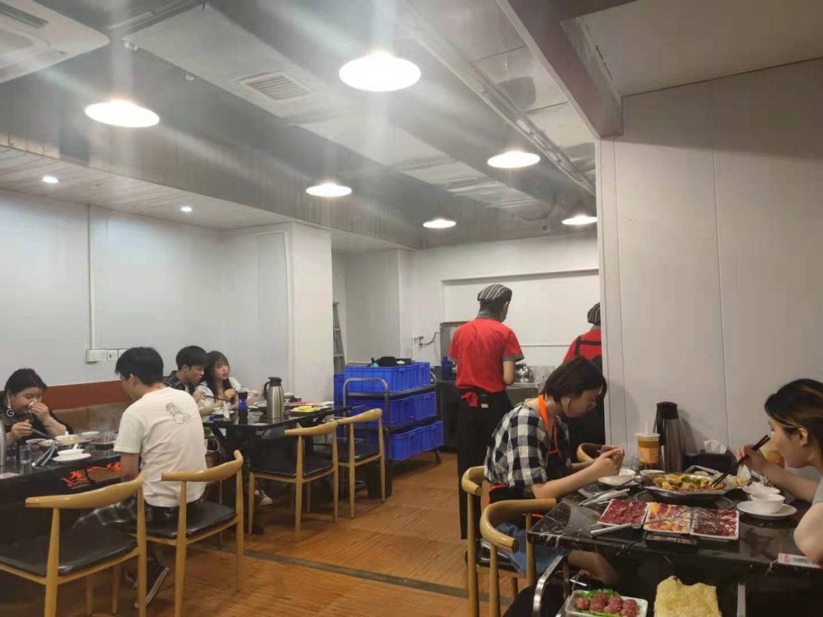在南昌連開13家分店的牛雜火鍋，龍蝦竟然是性價比之王