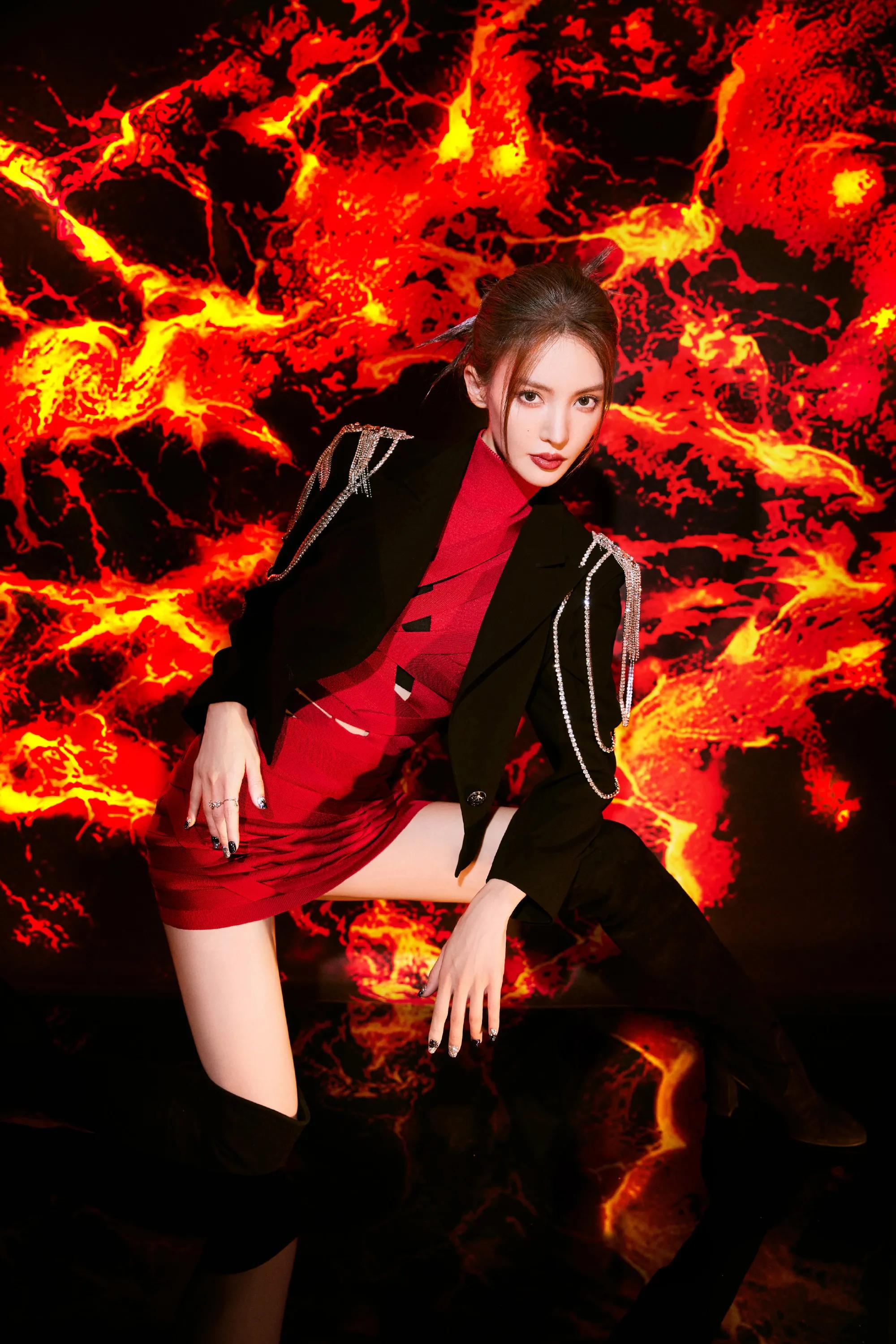 金晨炙热火焰大片