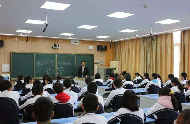 “铁饭碗”要保不住了？这些教师恐怕要面临失业，家长叫好声不断