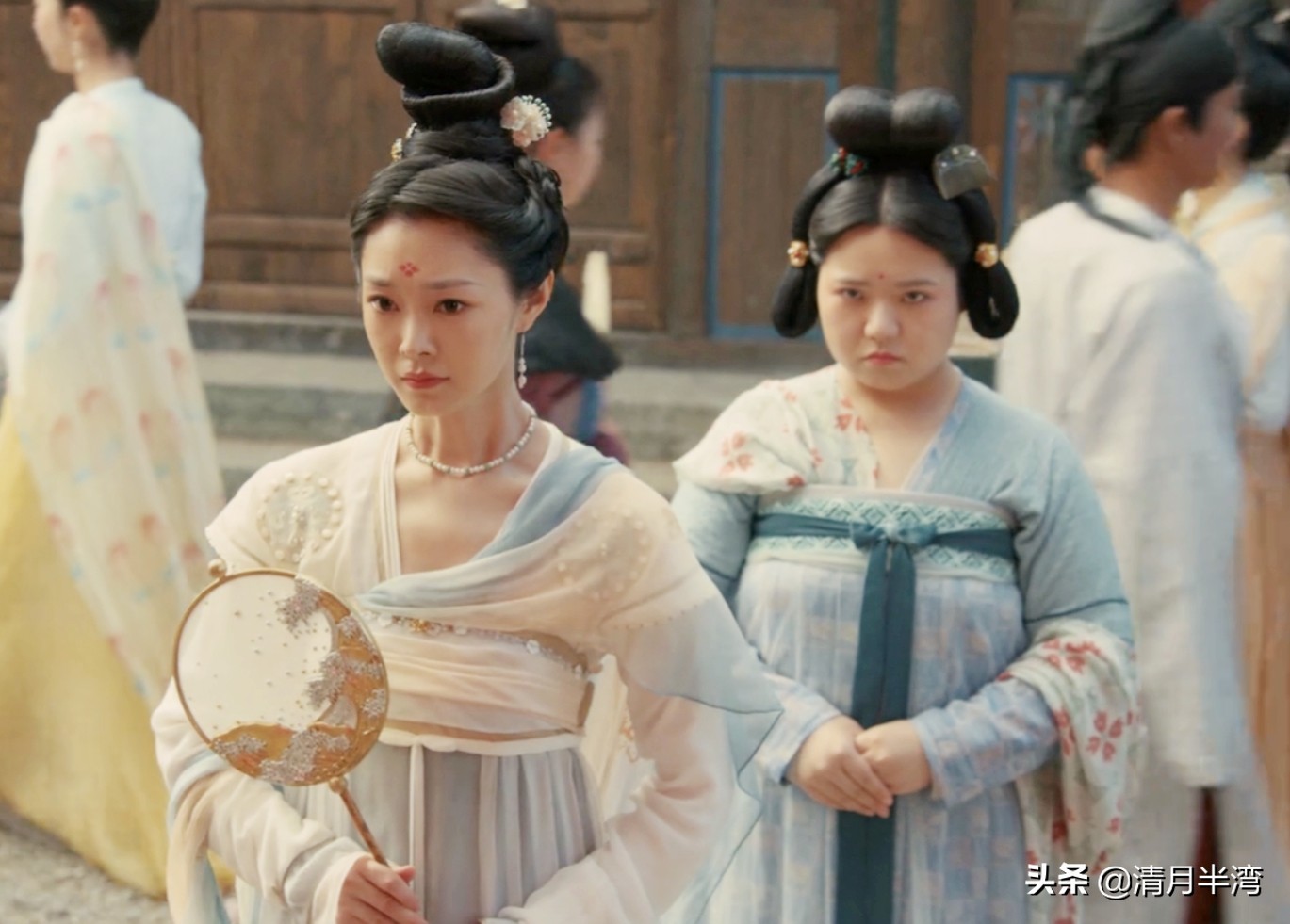 骨瘦如柴就别硬充唐美人了，这9位珠圆玉润才是唐宫里的真绝色