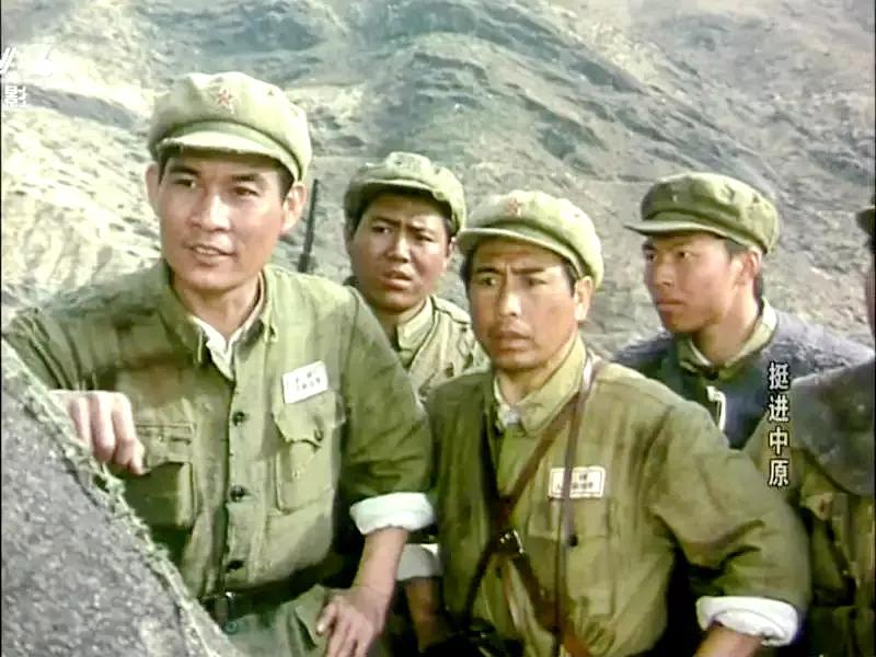 有关各部解放战争时期的电影服装点评