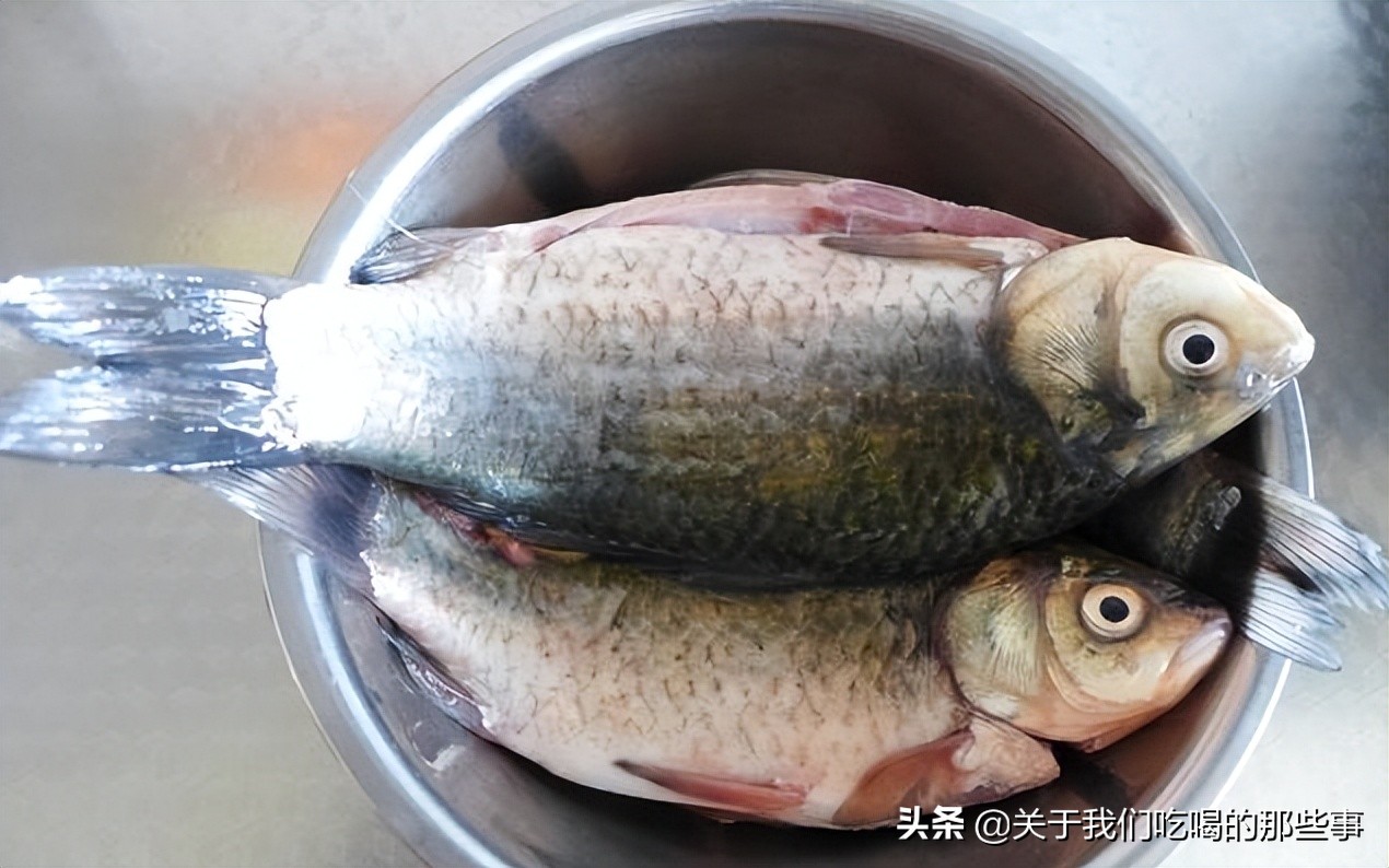 煮鯽魚湯吃不到魚刺鯽魚湯怎麼做沒有魚刺