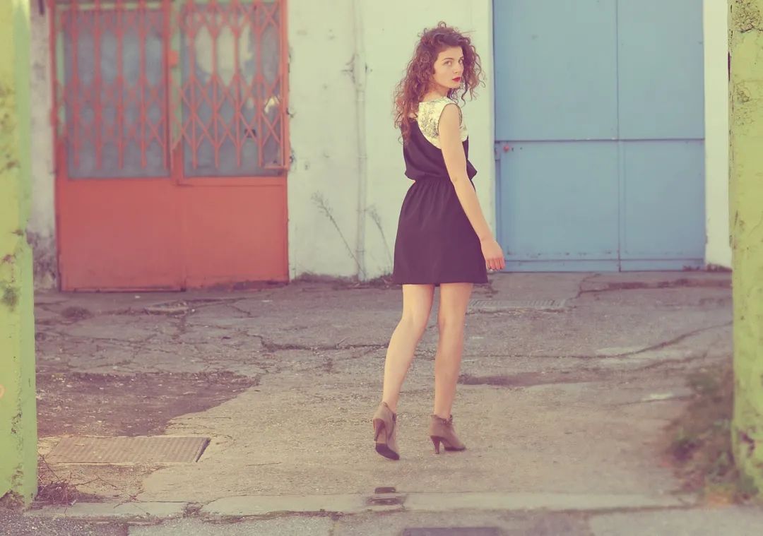 一个男人发展成“潜力股”，多亏了这两个女人的付出！