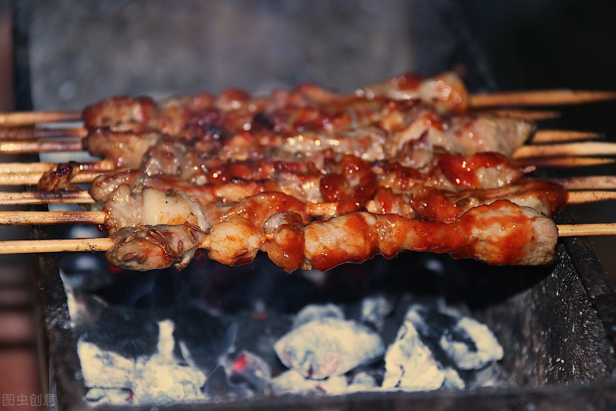 吃烧烤发朋友圈的文案